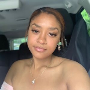 Meet your Posher, Ariana